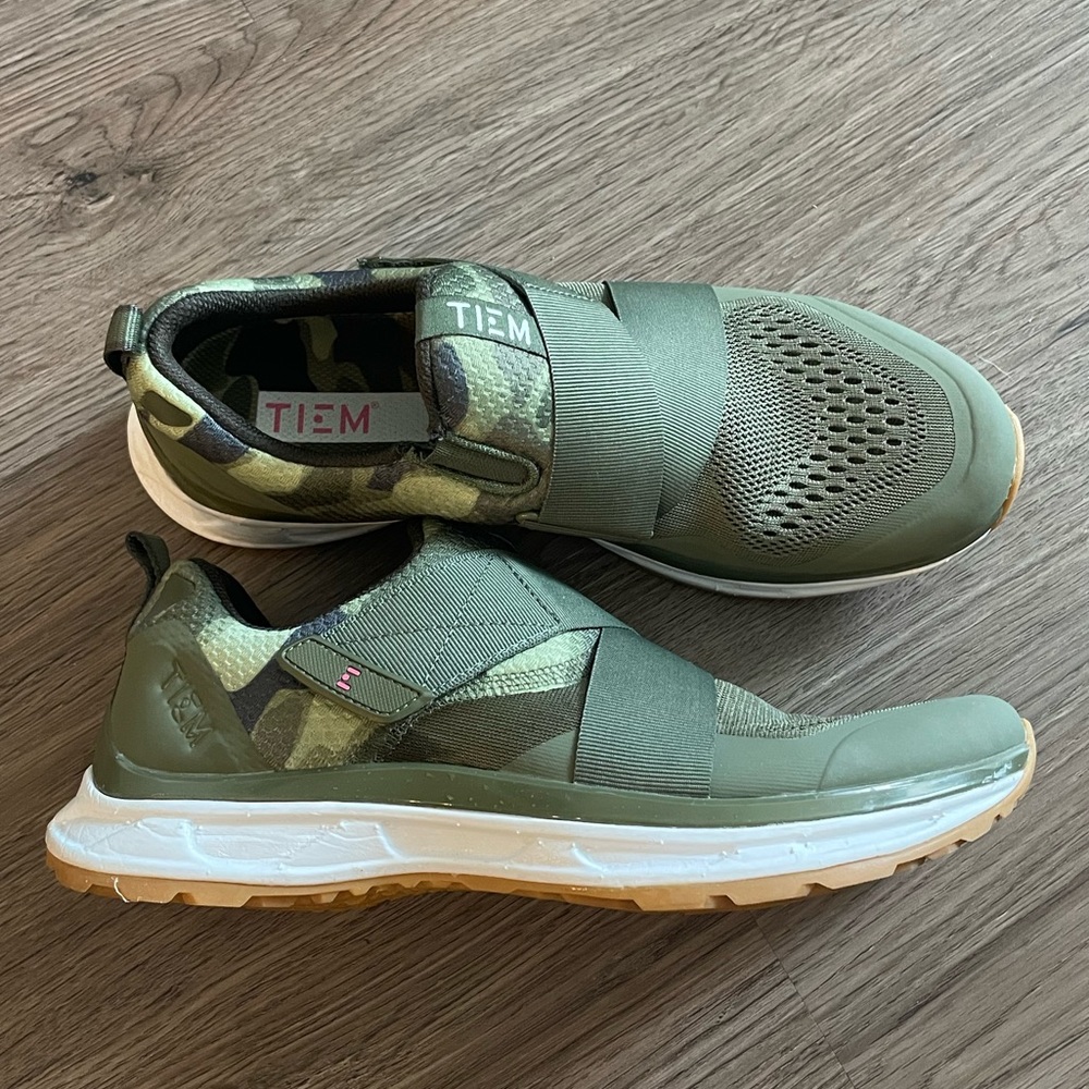 Like New Green Camo Tiem Slipstream Cycle / Spin Shoes US 8.5
